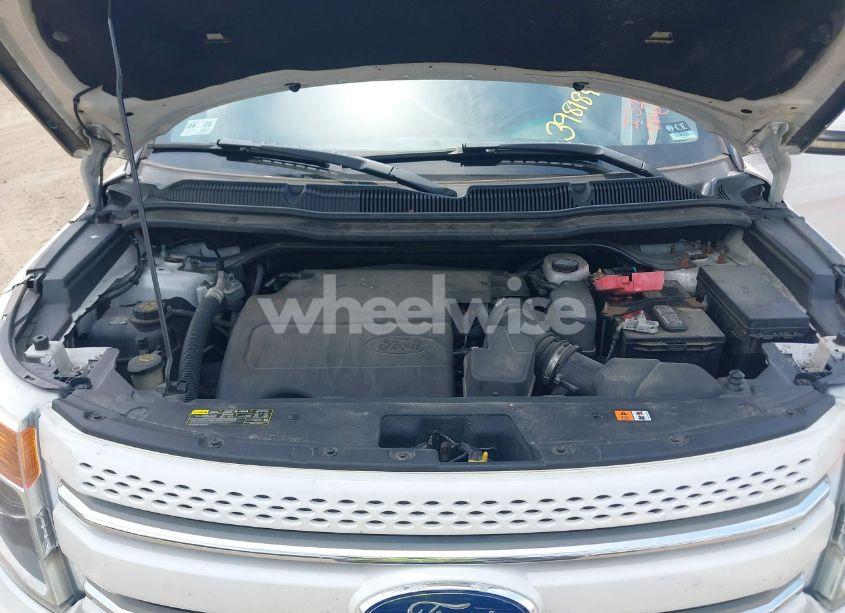 Photo 10 of 2011 Ford Explorer LIMITED (VIN 1FMHK8F87BGA89371)