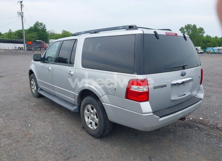 Photo 3 of 2010 Ford Expedition EL XLT (VIN 1FMJK1G54AEA87911)