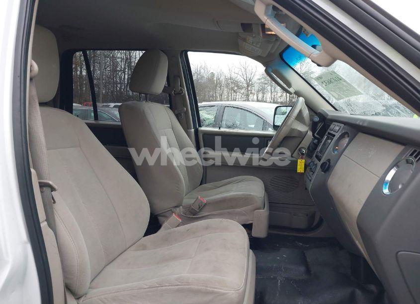 Photo 5 of 2014 Ford Expedition EL XL (VIN 1FMJK1G56EEF52534)
