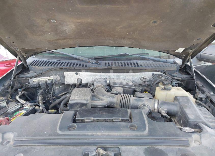 Photo 10 of 2010 Ford Expedition EL XLT (VIN 1FMJK1G5XAEB07689)