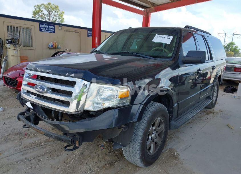Photo 2 of 2010 Ford Expedition EL XLT (VIN 1FMJK1G5XAEB07689)