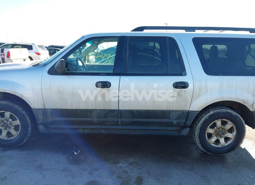 Photo 14 of 2015 Ford Expedition EL XL (VIN 1FMJK1GT0FEF41139)