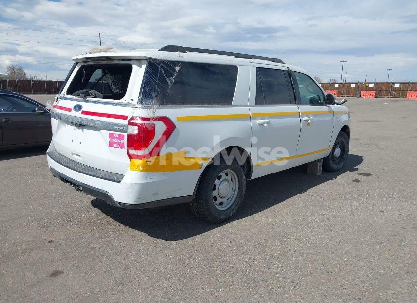 Photo 4 of 2021 Ford Expedition XL MAX (VIN 1FMJK1GT0MEA81865)
