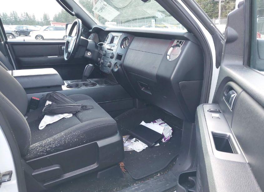 Photo 5 of 2017 Ford Expedition EL XL (VIN 1FMJK1GT2HEA71151)