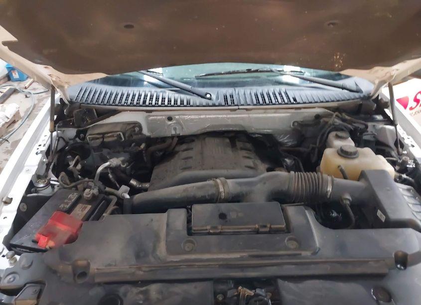 Photo 10 of 2015 Ford Expedition EL XL (VIN 1FMJK1GT9FEF40619)