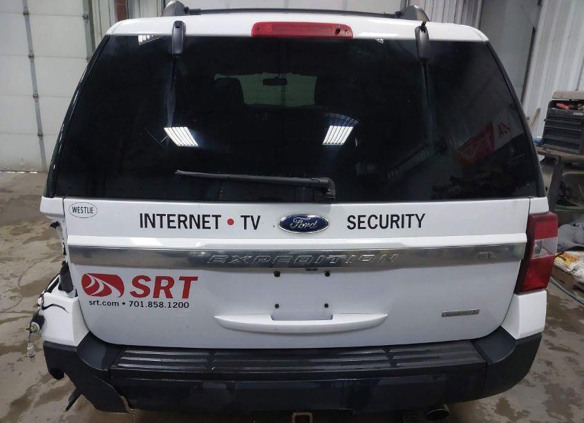 Photo 17 of 2015 Ford Expedition EL XL (VIN 1FMJK1GT9FEF40619)