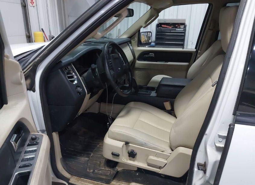 Photo 5 of 2015 Ford Expedition EL XL (VIN 1FMJK1GT9FEF40619)