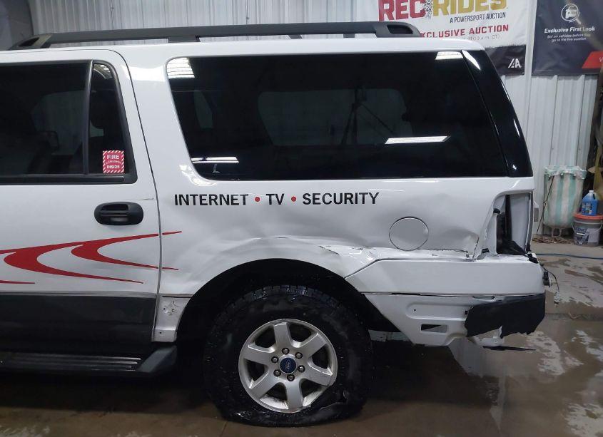 Photo 6 of 2015 Ford Expedition EL XL (VIN 1FMJK1GT9FEF40619)