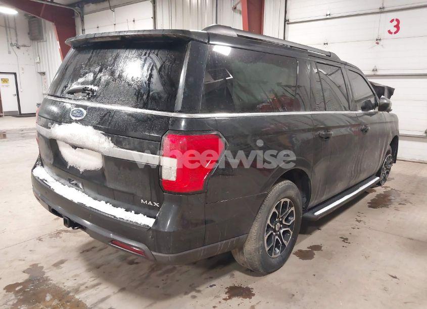 Photo 4 of 2022 Ford Expedition XL MAX (VIN 1FMJK1GTXNEA21268)