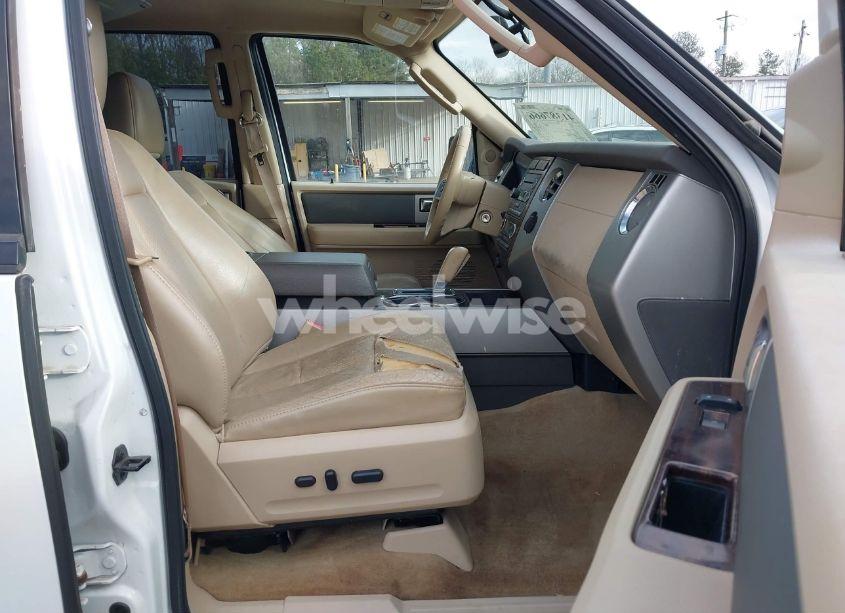 Photo 5 of 2012 Ford Expedition EL XLT (VIN 1FMJK1H50CEF08542)