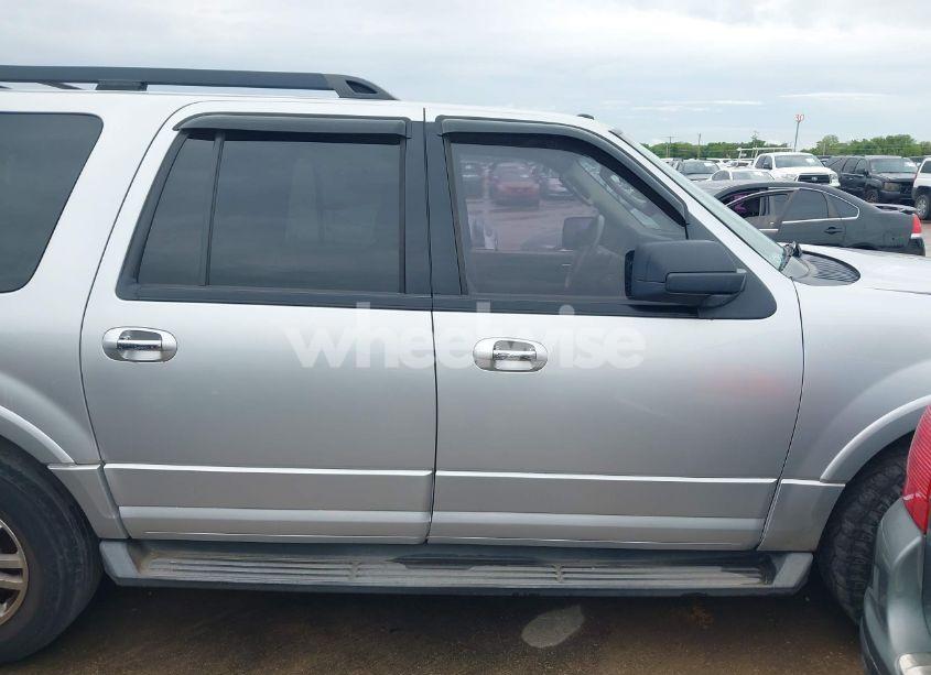 Photo 13 of 2011 Ford Expedition EL XLT (VIN 1FMJK1H51BEF26434)