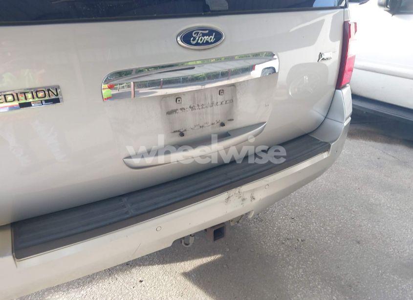 Photo 17 of 2011 Ford Expedition EL XLT (VIN 1FMJK1H51BEF26434)