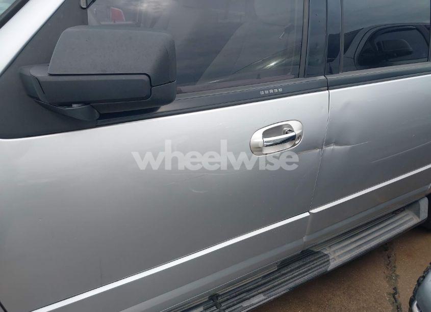 Photo 6 of 2011 Ford Expedition EL XLT (VIN 1FMJK1H51BEF26434)