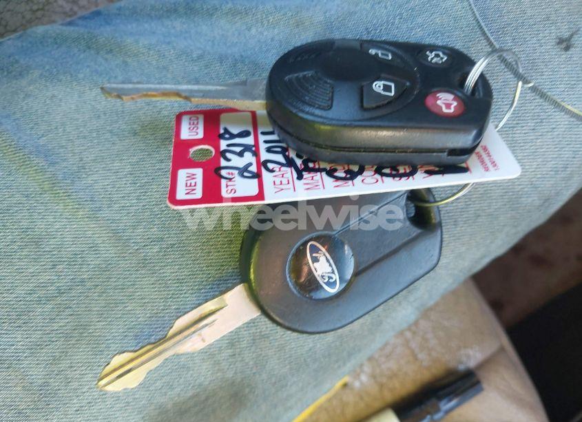 Photo 11 of 2011 Ford Expedition EL XLT (VIN 1FMJK1H51BEF46666)