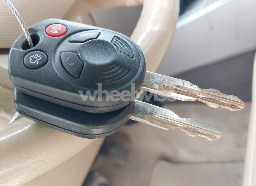 Photo 11 of 2011 Ford Expedition EL XLT (VIN 1FMJK1H53BEF41050)