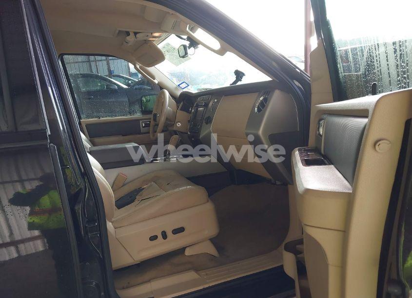 Photo 5 of 2014 Ford Expedition EL XLT (VIN 1FMJK1H54EEF13486)