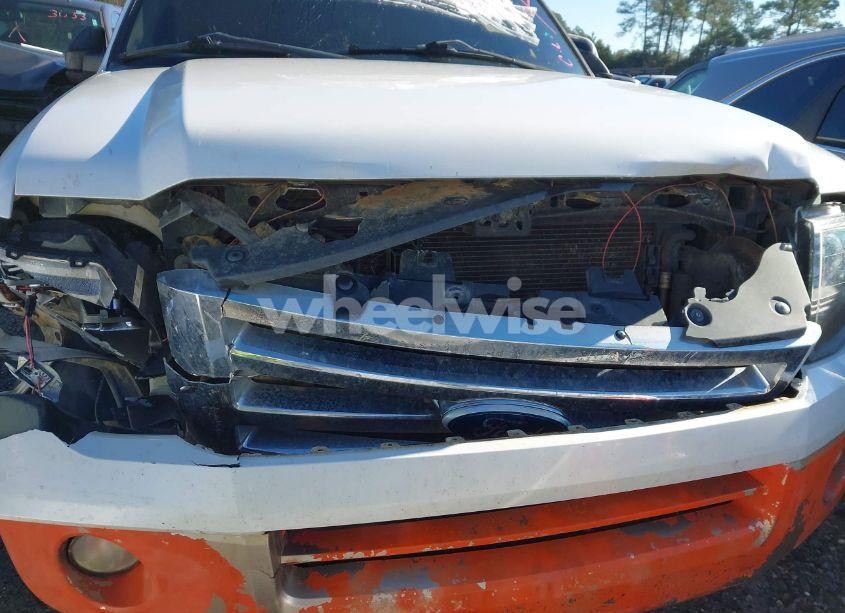 Photo 18 of 2011 Ford Expedition EL XLT (VIN 1FMJK1H55BEF02119)