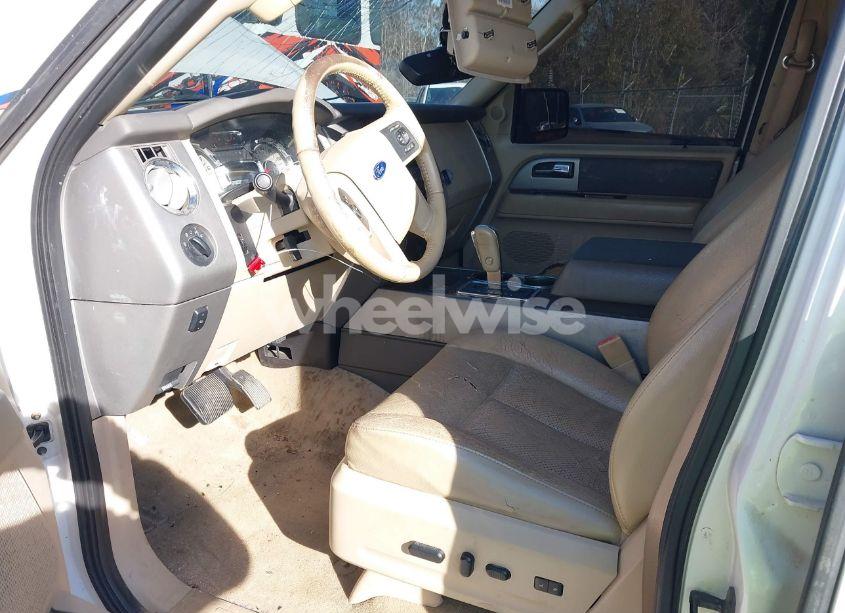 Photo 5 of 2011 Ford Expedition EL XLT (VIN 1FMJK1H55BEF02119)