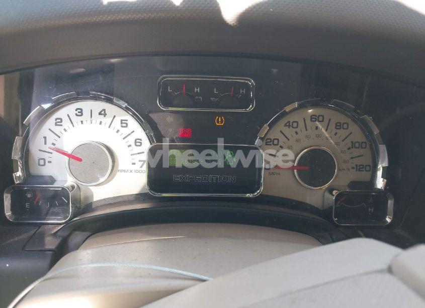 Photo 7 of 2011 Ford Expedition EL XLT (VIN 1FMJK1H55BEF02119)