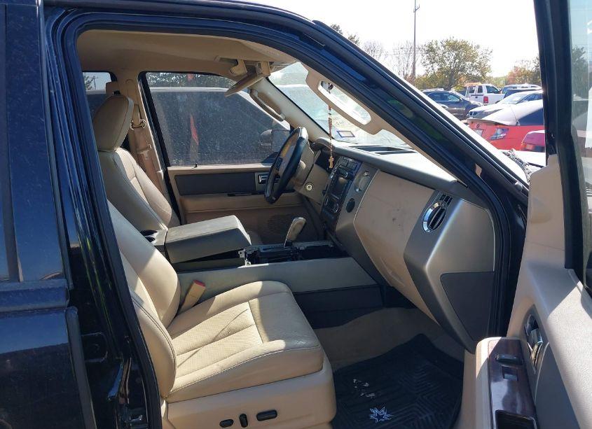 Photo 5 of 2011 Ford Expedition EL XLT (VIN 1FMJK1H58BEF57373)
