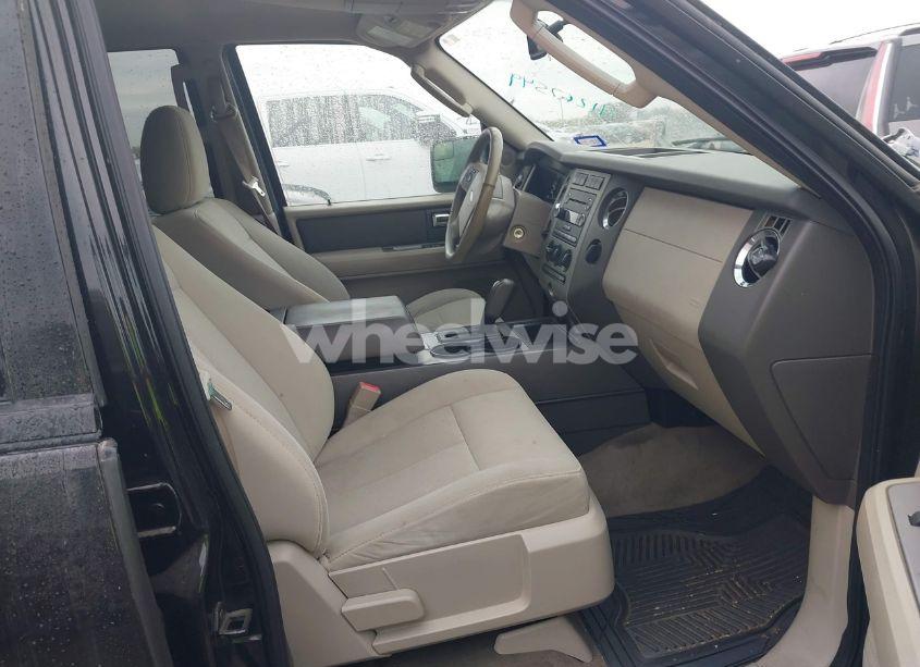 Photo 5 of 2013 Ford Expedition EL XLT (VIN 1FMJK1H5XDEF08128)