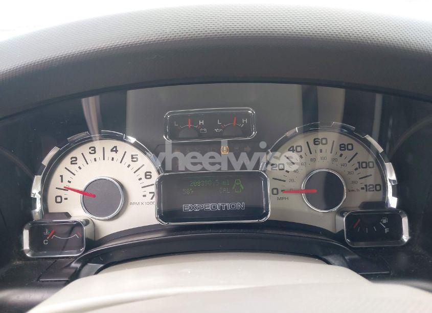 Photo 7 of 2013 Ford Expedition EL XLT (VIN 1FMJK1H5XDEF08128)