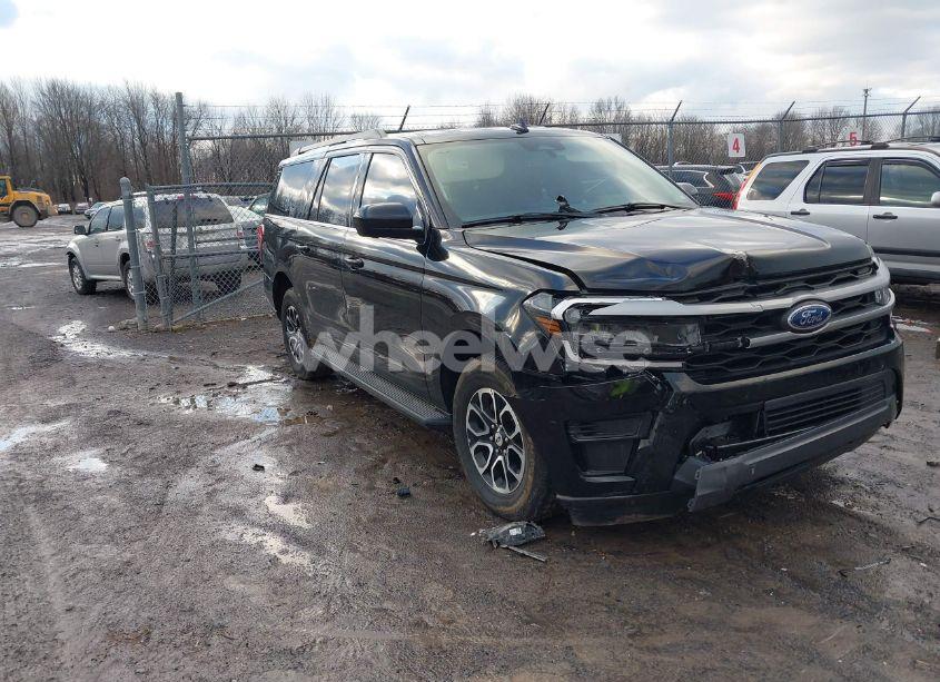 2024 Ford Expedition XLT MAX (VIN 1FMJK1H80REA23644) main photo