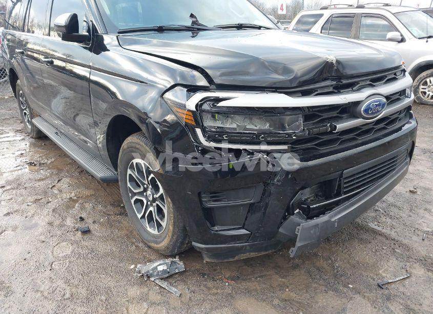 Photo 6 of 2024 Ford Expedition XLT MAX (VIN 1FMJK1H80REA23644)