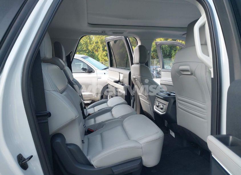 Photo 8 of 2025 Ford Expedition ACTIVE MAX (VIN 1FMJK1H81SEA12321)