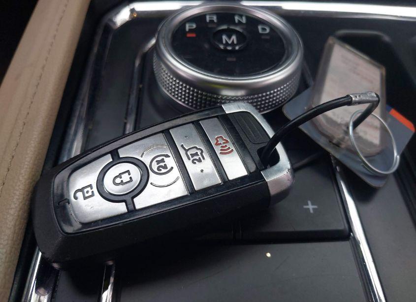 Photo 11 of 2023 Ford Expedition XLT MAX (VIN 1FMJK1H82PEA16417)