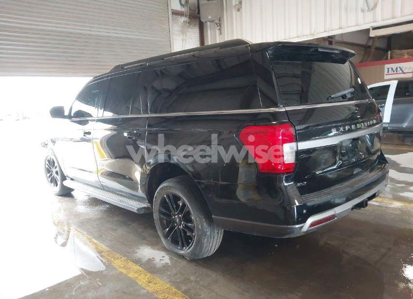 Photo 3 of 2024 Ford Expedition XLT MAX (VIN 1FMJK1H82REA79083)
