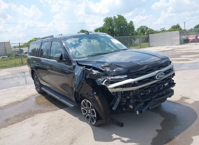 2024 Ford Expedition XLT MAX (VIN 1FMJK1H83REA42799) main photo