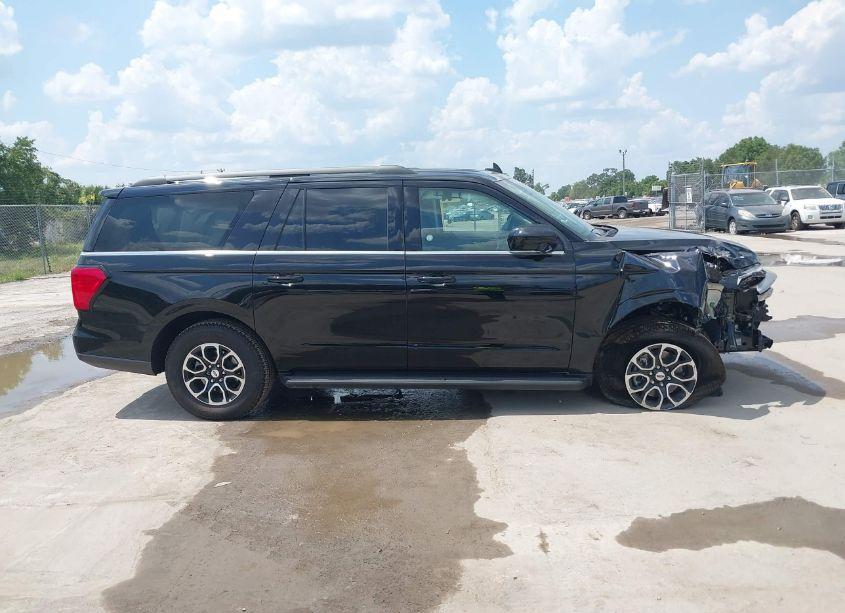 Photo 13 of 2024 Ford Expedition XLT MAX (VIN 1FMJK1H83REA42799)