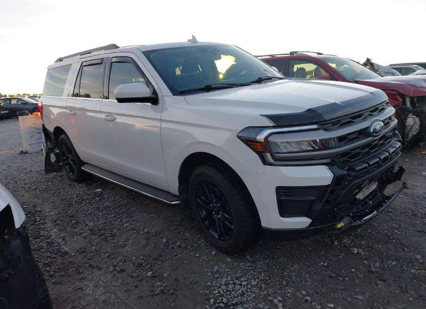 2023 Ford Expedition XLT MAX (VIN 1FMJK1H84PEA62086) main photo