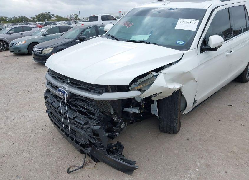 Photo 6 of 2024 Ford Expedition XLT MAX (VIN 1FMJK1H84REA17202)