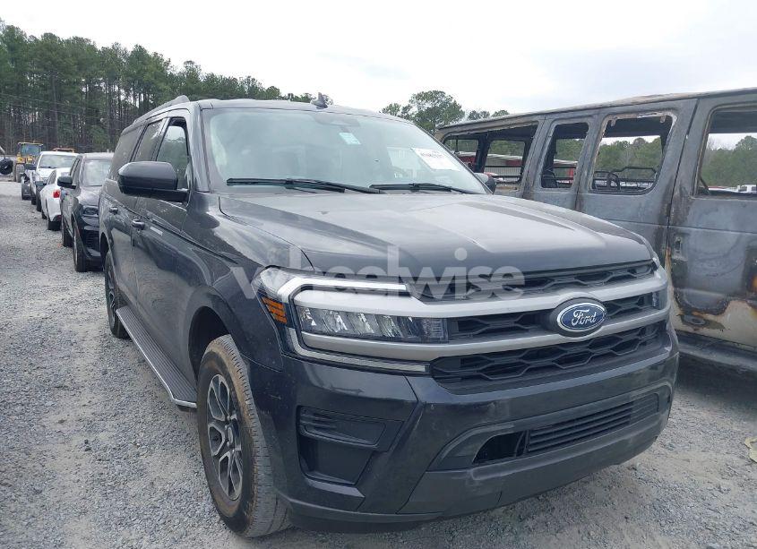 2023 Ford Expedition XLT MAX (VIN 1FMJK1H85PEA03807) main photo