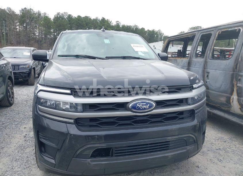 Photo 12 of 2023 Ford Expedition XLT MAX (VIN 1FMJK1H85PEA03807)