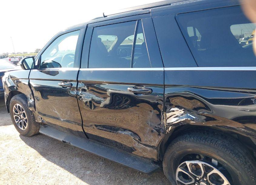 Photo 14 of 2024 Ford Expedition XLT MAX (VIN 1FMJK1H86REA59127)