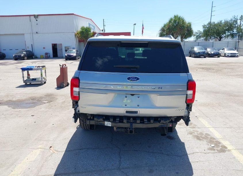 Photo 16 of 2024 Ford Expedition XLT MAX (VIN 1FMJK1H87REA27335)
