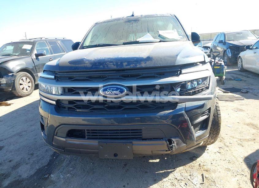 Photo 12 of 2024 Ford Expedition XLT MAX (VIN 1FMJK1H87REA31577)