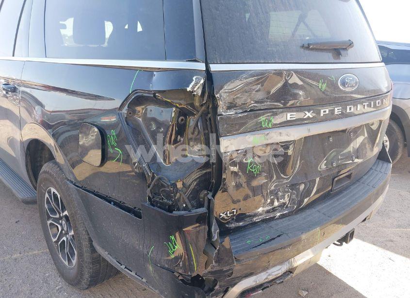 Photo 12 of 2024 Ford Expedition XLT MAX (VIN 1FMJK1H88REA31328)