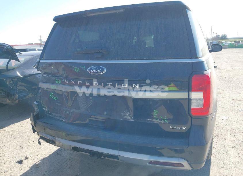 Photo 17 of 2024 Ford Expedition XLT MAX (VIN 1FMJK1H88REA31328)