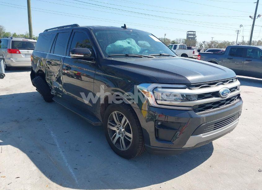 2024 Ford Expedition XLT MAX (VIN 1FMJK1H89REA68582) main photo