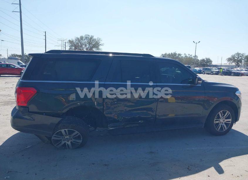 Photo 13 of 2024 Ford Expedition XLT MAX (VIN 1FMJK1H89REA68582)