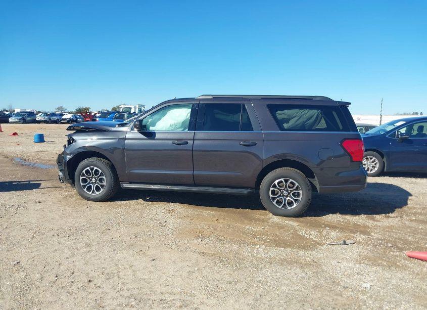 Photo 14 of 2024 Ford Expedition XLT MAX (VIN 1FMJK1H8XREA35557)