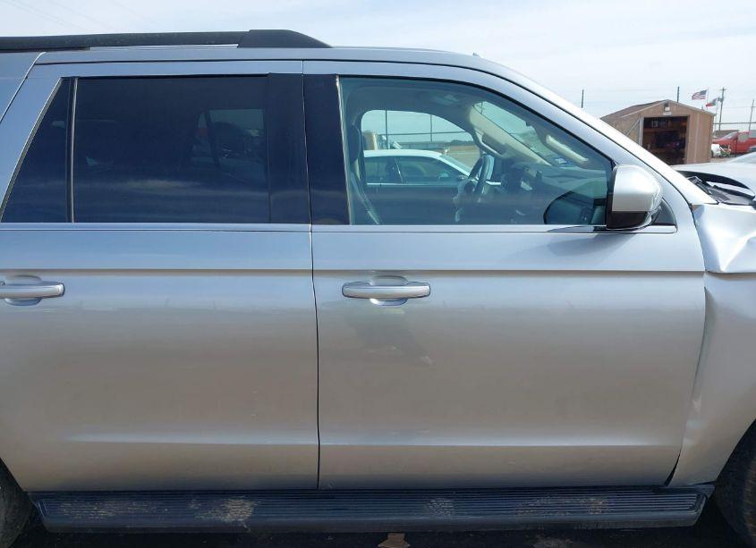 Photo 13 of 2024 Ford Expedition XLT MAX (VIN 1FMJK1H8XREA55341)