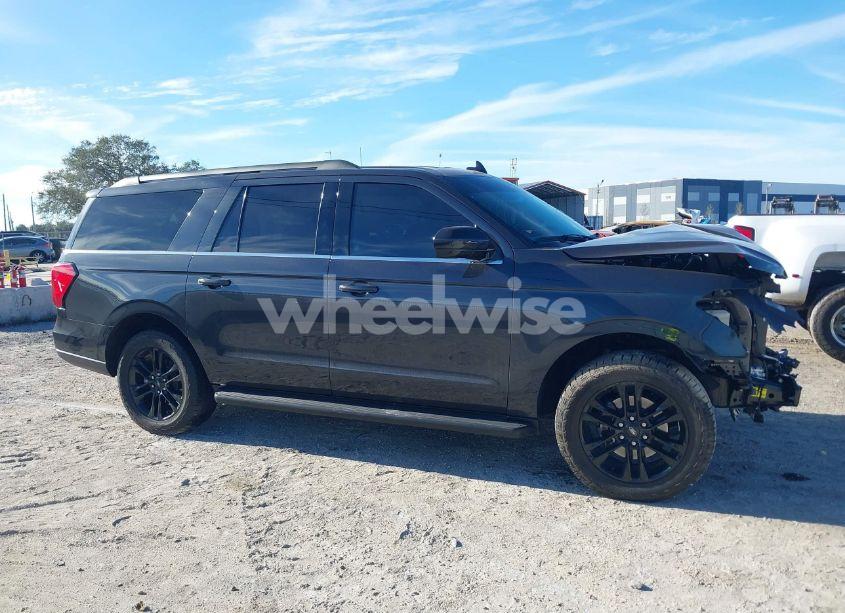 Photo 14 of 2024 Ford Expedition XLT MAX (VIN 1FMJK1H8XREA66663)
