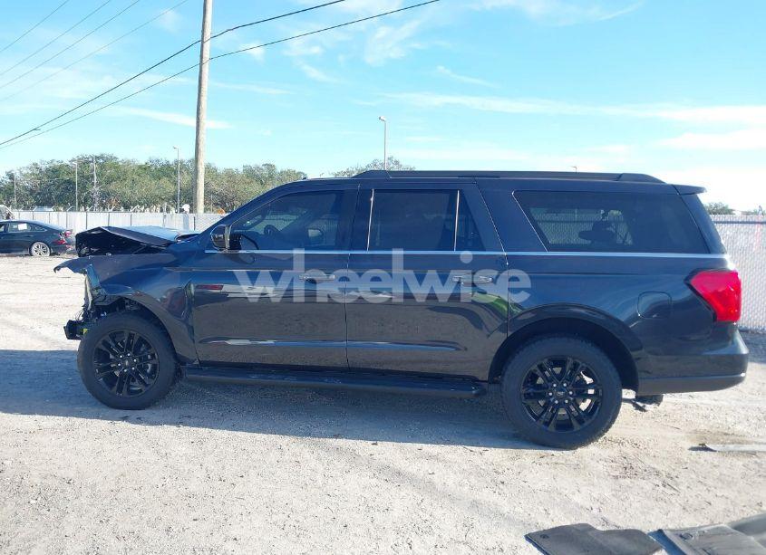 Photo 15 of 2024 Ford Expedition XLT MAX (VIN 1FMJK1H8XREA66663)