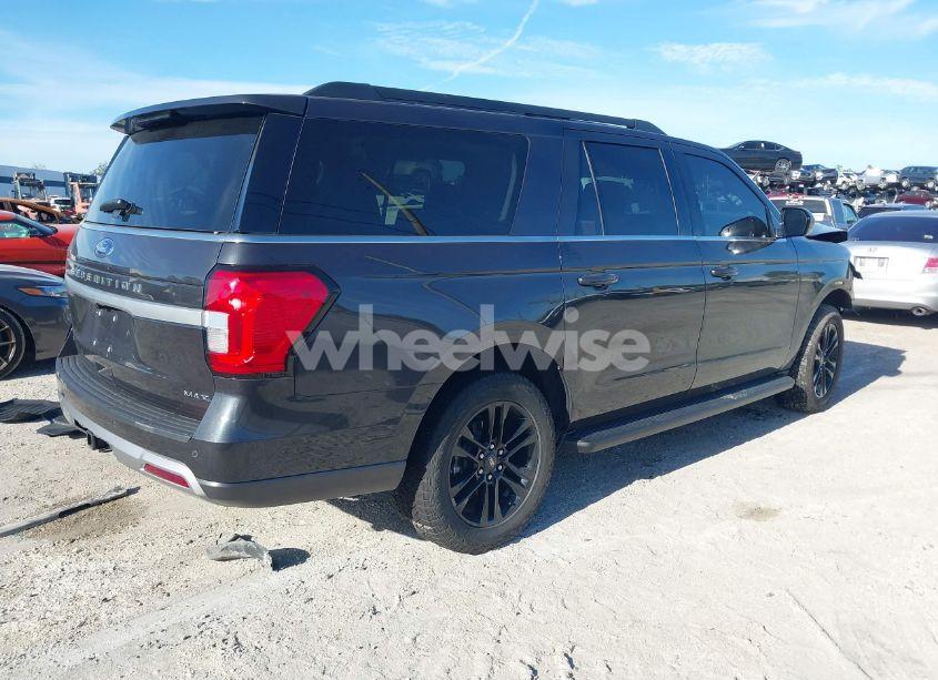 Photo 4 of 2024 Ford Expedition XLT MAX (VIN 1FMJK1H8XREA66663)