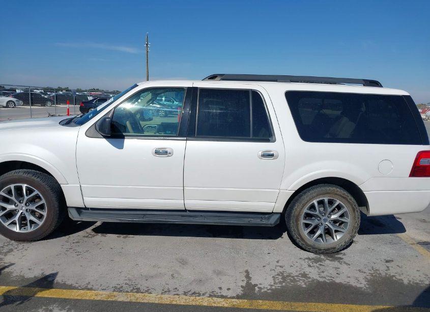 Photo 14 of 2015 Ford Expedition EL XLT (VIN 1FMJK1HT0FEF28485)